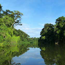 Canaux Tortuguero au Costa Rica, une destination de l'Heure Vagabonde