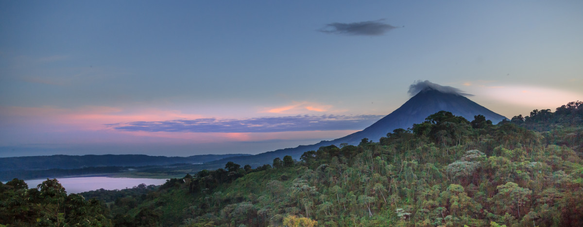 Vue du volcan Arenal au Costa Rica - L'Heure Vagabonde