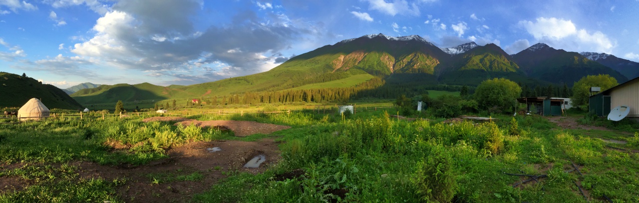 kirghizistan panoramique paysage
